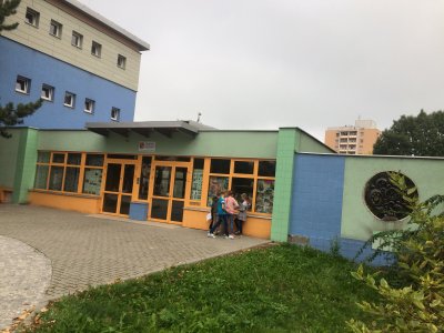Okolí školy