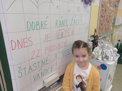 VÁNOCE V 1.B