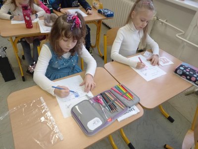 PRVNÍ VYSVĚDČENÍ
