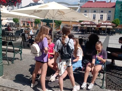 ...a ještě jeden den mimo školu