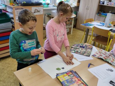 Obrázek 176834 Vyrábíme koláž s přehledem vhodné a nevhodné potravy pro šneka.