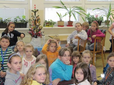 Zdobení perníčků a zpívání vánočních koled