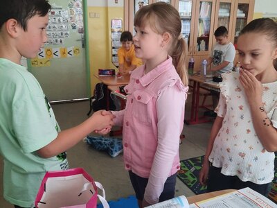 Daneček slaví