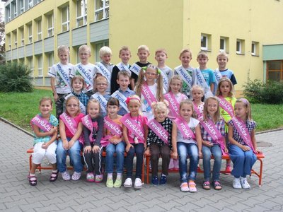 Zábavné fotky tříd (5. 9. 2012)