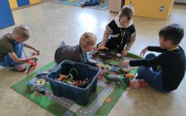 Titulní obrázek k příspěvku První dny prvňáčků ve školní družině