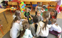 Titulní obrázek k příspěvku Program s praktikantkami