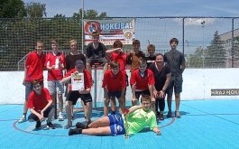 Titulní obrázek k příspěvku Hokejbal proti drogám