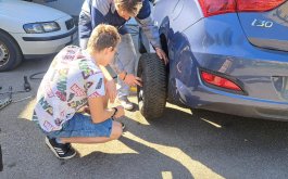 Titulní obrázek k příspěvku 8.B na Střední škole techniky a služeb v Karviné