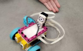 Titulní obrázek k příspěvku Lego robotika