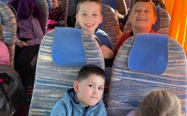 Titulní obrázek k příspěvku Lyžování našich prvňáčků na Bukovci- 4.den