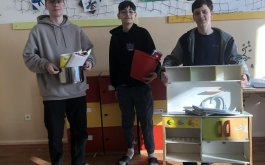 Titulní obrázek k příspěvku Den bez aktovek