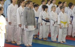 Titulní obrázek k příspěvku Úspěšní karatisté z Mendelky